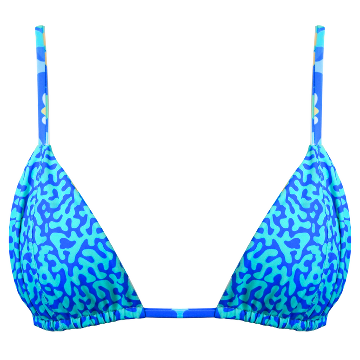 ALIXINSIDETRIANGLETOP-