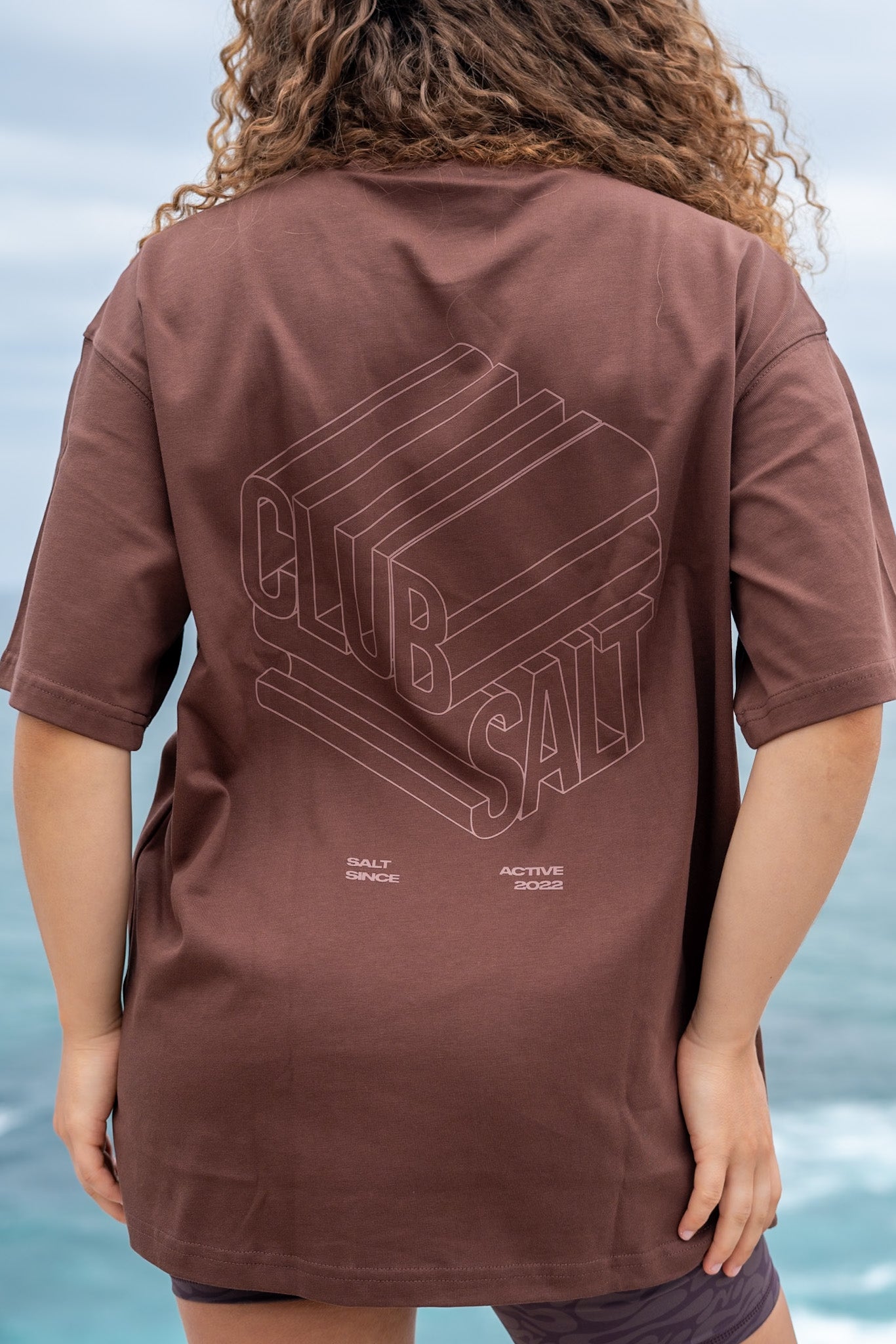 ZIMI OVERSIZED UNISEX T-SHIRT