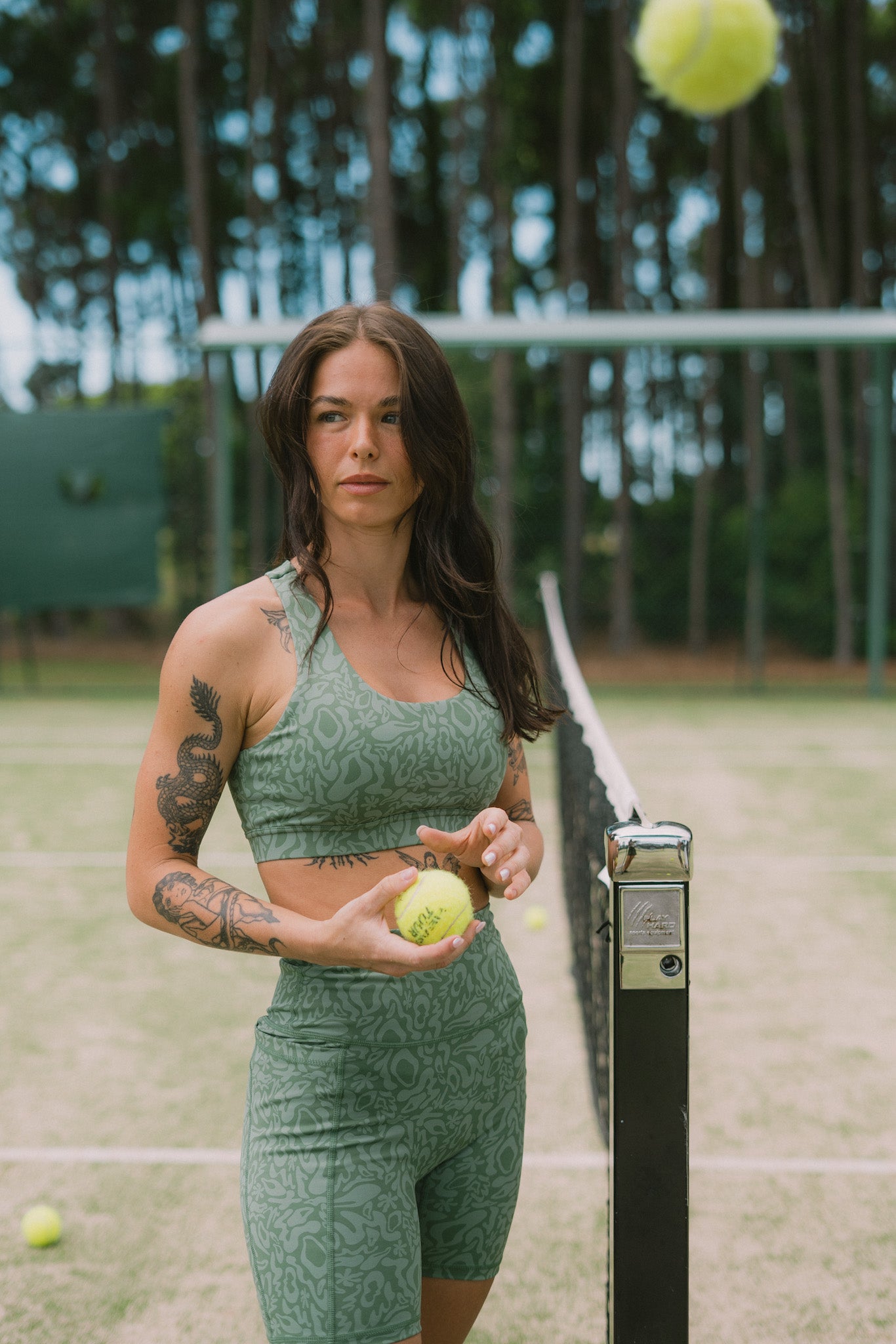 IZZY CROSS BACK SPORTS BRA